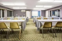 트래블로지 바이 윈덤 털록