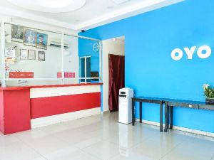 OYO 90282 Hotel Taj (seksyen 7)