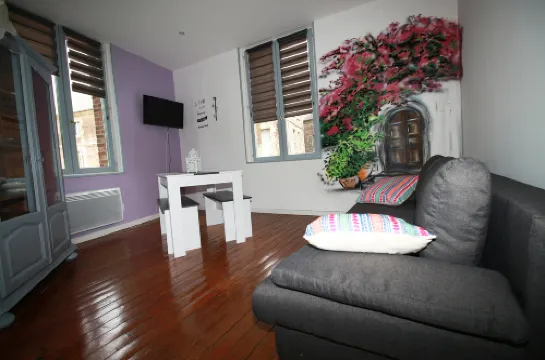 La Medina House with Small Courtyard Ideal for 6 People