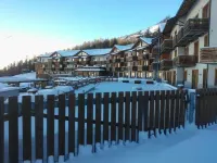 Savoia Mountain – Il Resort nel Bosco Hotels in Bardonecchia