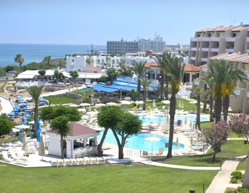 MyroAndrou Beach Hotel Apartments
