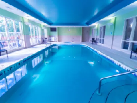 Holiday Inn Express & Suites CRESTVIEW SOUTH I-10 by IHG Hotels in Crestview