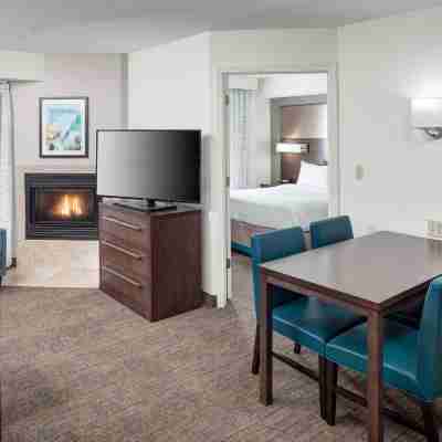 Residence Inn Kansas City Country Club Plaza Rooms