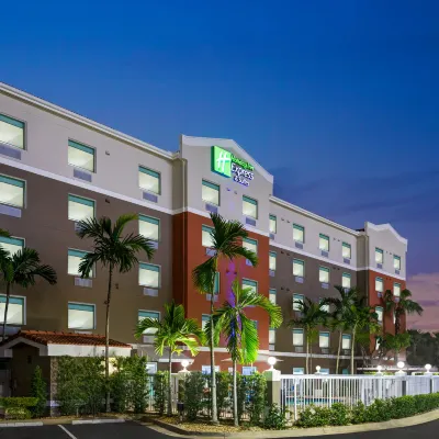 Holiday Inn Express & Suites PEMBROKE PINES-SHERIDAN ST by IHG Hotels near Everglades Holiday Park Airboat Tours and Rides