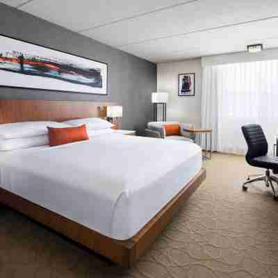 Delta Hotels Green Bay Rooms