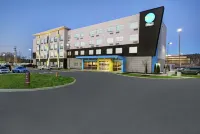 Tru by Hilton Portland Airport Area