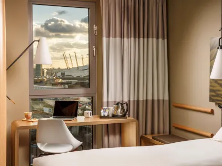 Ibis London Canning Town Отели рядом с достопримечательностью «The ExCel London»