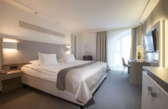 Hotel Erzgiesserei Europe Hotels near Circus Krone