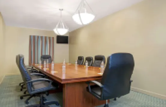 Days Inn by Wyndham Downtown St. Louis