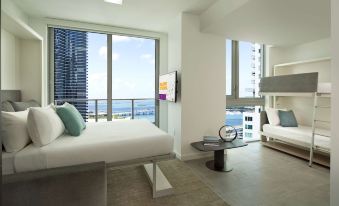 Yotelpad Miami