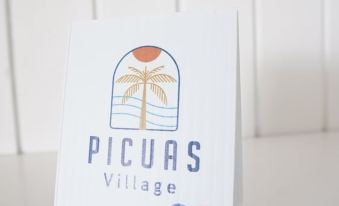 Picuas Village