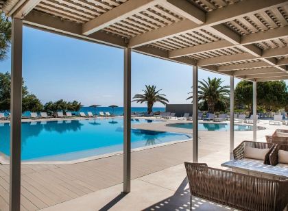 The Bay Hotel & Suites