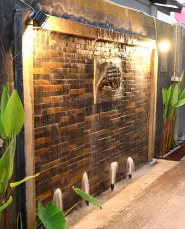 รูปภาพของพวงเพชรเพลส (Puangpech Place)