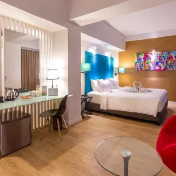 Idoop Hotel by Prasanthi