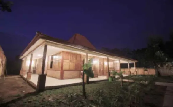Parai Beach Resort Telengria