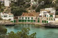 Hostal Palmaria Hotel dekat Ses talaies De Can Jordi
