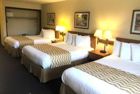 Travelodge by Wyndham Grand Island