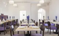 أنكونفينشنال هوتل سورينتو - فطور
