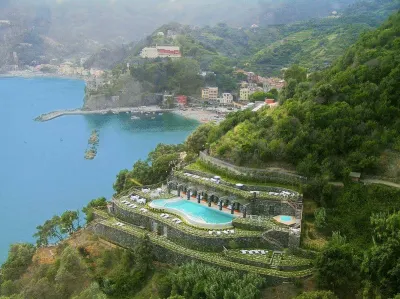 Hotel Ristorante Porto Roca