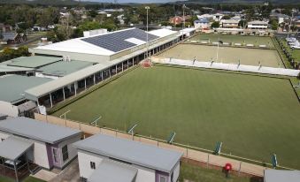 The Bowlo Holiday Cabins