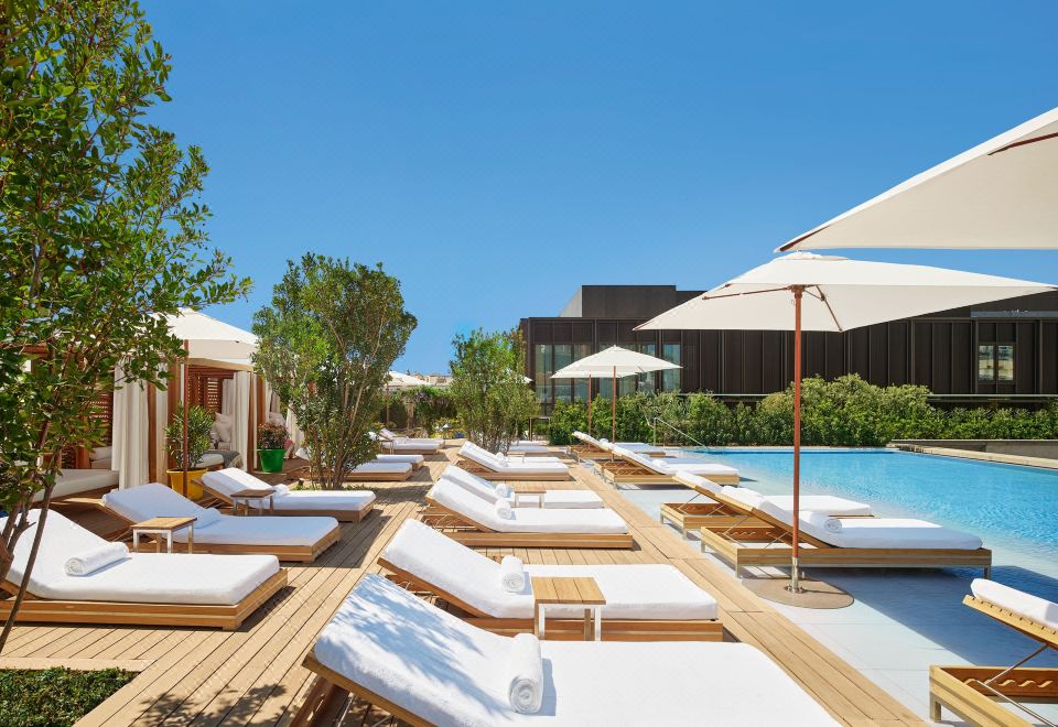 1. 더 마드리드 에..