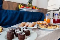 Hotel Bremen - breakfast