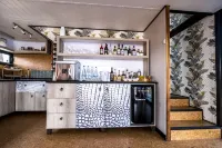 The Namushasha River Villa - 4-Star