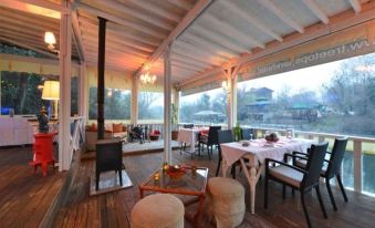 Agva Tree Tops Park Hotel - Housity