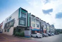 Putra One Avenue Hotel