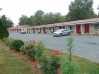Red Carpet Inn Duncannon Hotels in Perry County