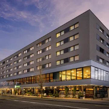Holiday Inn ZÜRICH - MESSE by IHG Отели рядом с достопримечательностью «Швейцарская высшая техническая школа Цюриха»