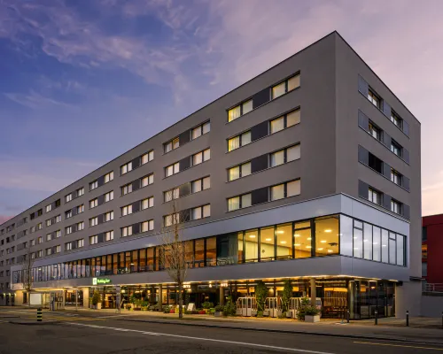 Holiday Inn ZÜRICH - MESSE by IHG Hotels near Seebach