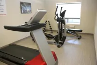 Days Inn & Suites by Wyndham Yorkton - Gym