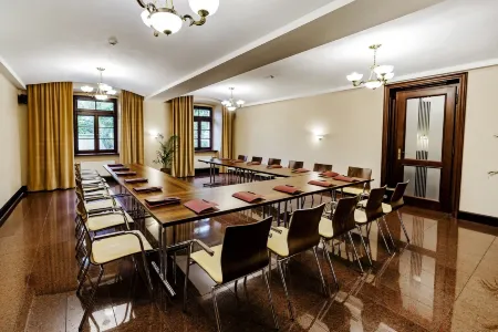 Turówka Hotel & Spa Отели в г. Мысленицкий повят