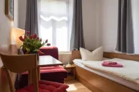 Pension an der Pillnitzer Schlossfähre - Hotel/Alloggi familiari
