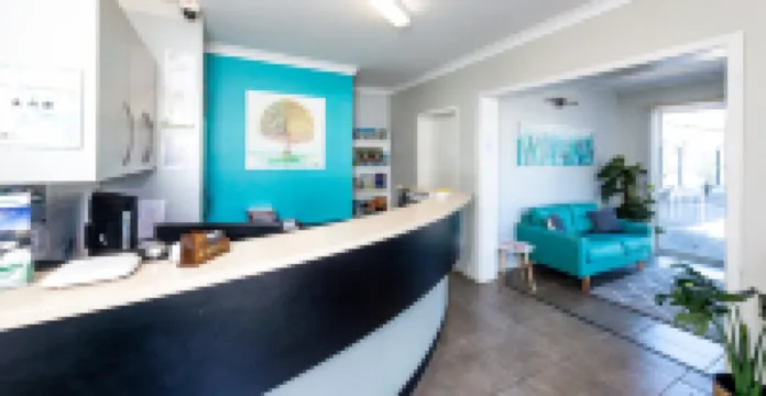 裏維埃拉魯思文汽車旅館