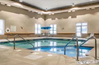 Rodeway Inn & Suites Hotels in Tomahawk