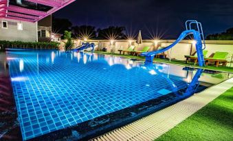 Gold Airport Suites