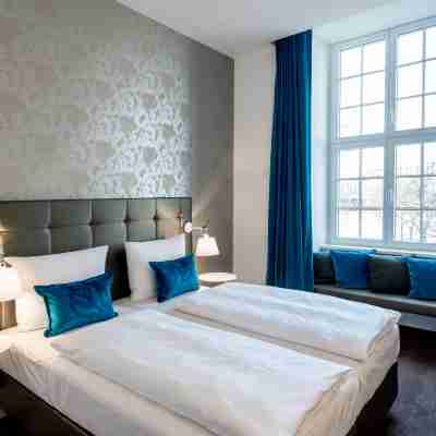 Motel One Magdeburg Rooms