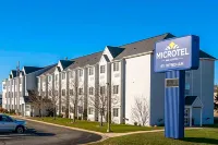 Microtel Inn & Suites by Wyndham Rochester North Mayo Clinic Hotels in Pine Island