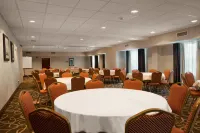 Wingate by Wyndham High Point - breakfast