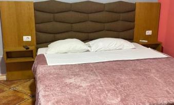Pilo Lala Hotel