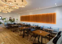 Armonia Hotels in Thira