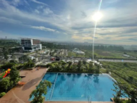 Apartemen Sayana Harapan Indah by Mycla Station Hotels near Al Azhar Grand Mosque