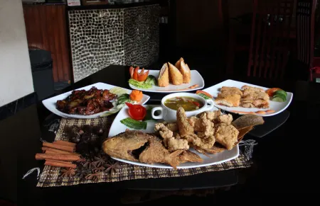 New Grand Park Hotel Отели в г. Pabean Cantikan