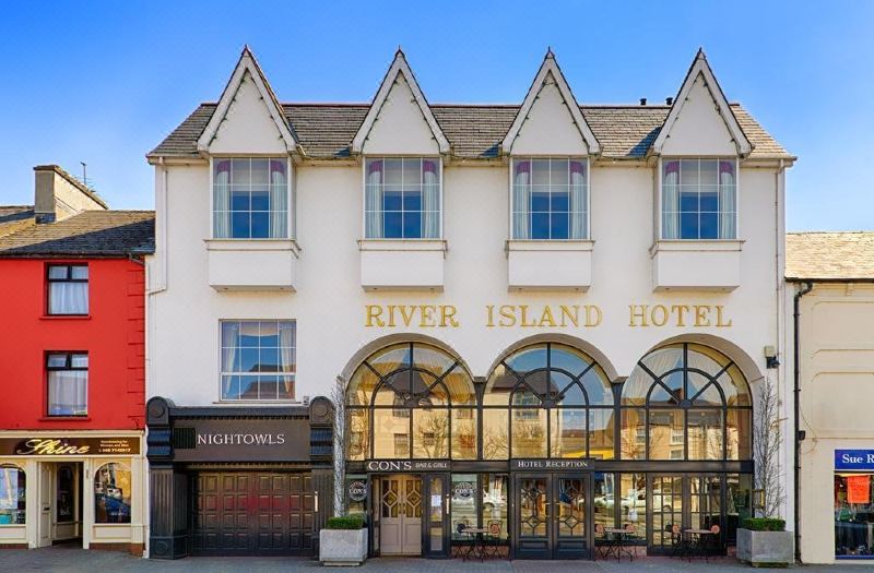 River Island Hotel