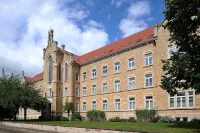 Bildungshaus St. Bernhard - Wohnen Und Tagen