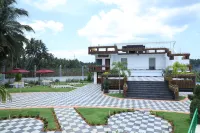 The Highness Park Hotels in Colachel