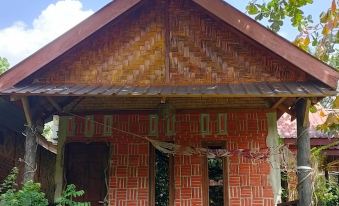 Mountain View Cottages & Villa Tangkahan