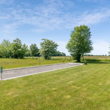 "Antine" - 6km from the Sea